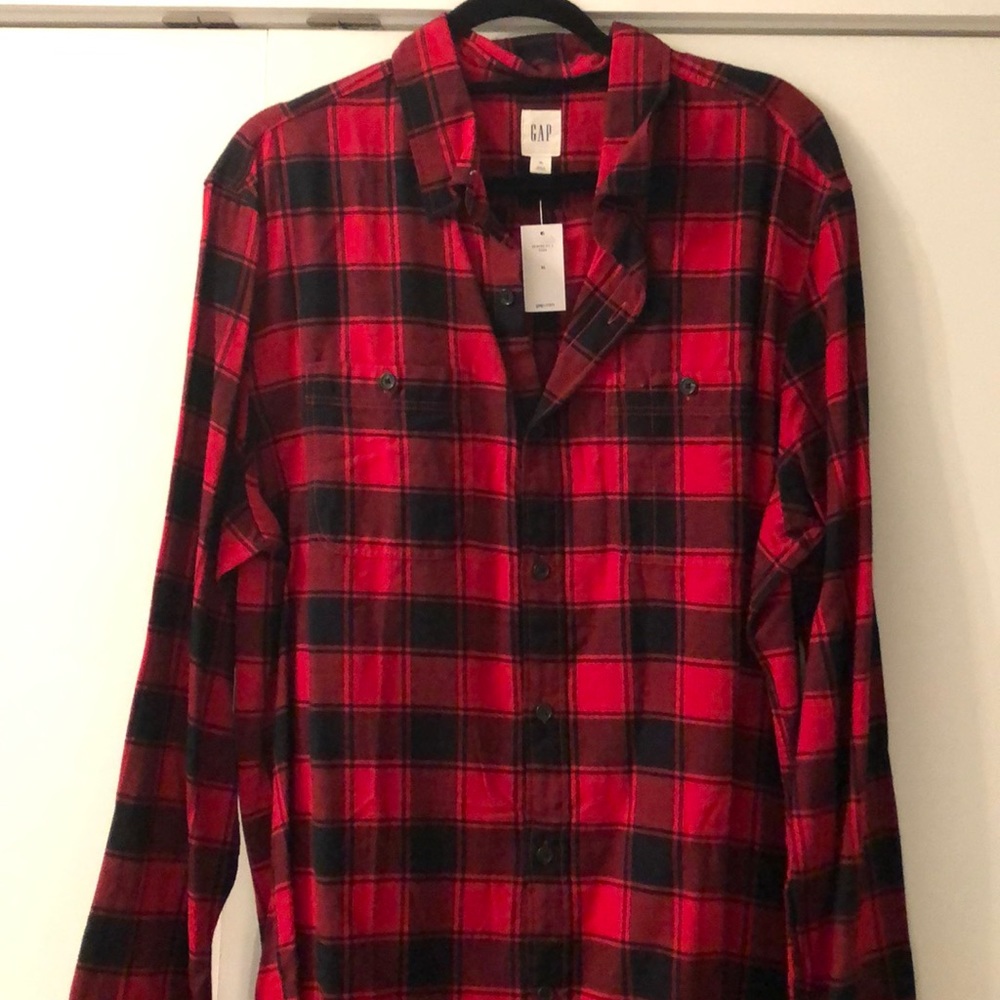 Gap men’s shirt